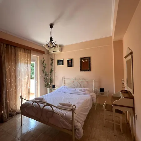 Angellinas Apartment Kato Daratso